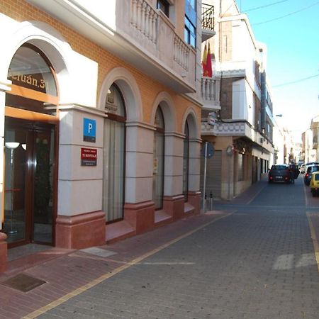 Pension Encarna Vargas La Unión Buitenkant foto